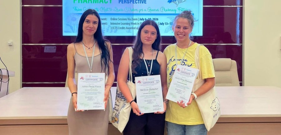 Studente ale Facultății de Științe din Baia Mare au descoperit practici sustenabile în domeniul farmaceutic, în Bulgaria