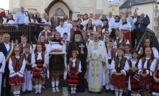 PS Părinte Iustin, în mijlocul credinicioșilor Parohiei Ortodoxe Borșa II