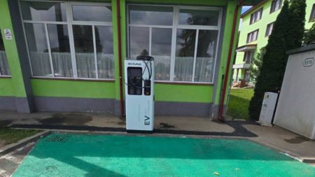 Sighetu Marmației face un nou pas spre un oraș verde: 10 stații de încărcare pentru mașini electrice