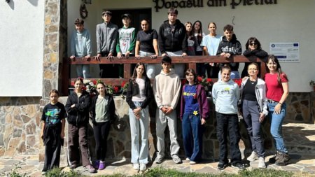 Tabără de excelență în Preluca: Elevii maramureșeni au explorat natura și secretele corpului uman