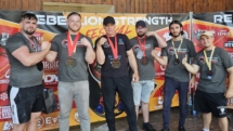 15 medalii și locul I pe echipe pentru Clubul Unirea Șișești la competiția Rebellion Strength Armwrestling