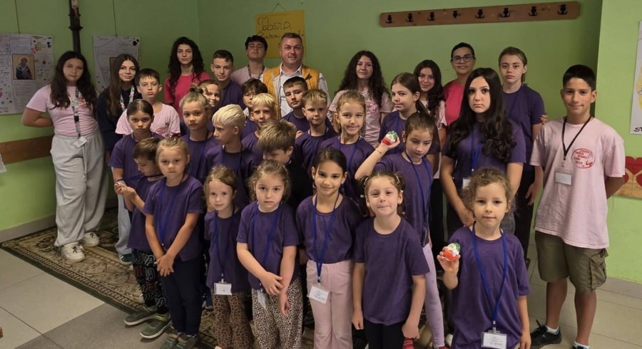 Tabăra „Prietenii Sfântului Mina” a reunit copiii și tinerii din Tăuții Măgherăuș în jurul credinței și al prieteniei