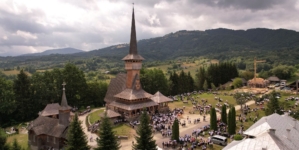 Mănăstirea Dragomirești și-a sărbătorit hramul în prezența Preasfințitului Părinte Episcop Iustin