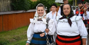 Măriuca Verdeș și Grupul Rădăcinilor Străbune au reprezentat Maramureșul la Festivalul „Dor Bucovinean”