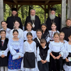 Hramul Mănăstirii „Sfânta Maria Magdalena” din Oarța de Sus, sărbătorit în prezența a trei ierarhi și a numeroși credincioși
