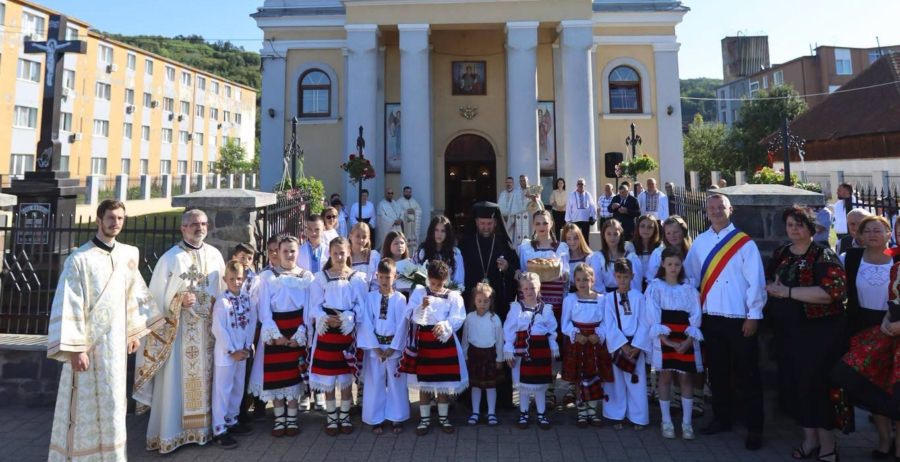 Centenarul bisericii din Ilba, sărbătorit prin Sfânta Liturghie oficiată de PS Părinte Timotei Sătmăreanul