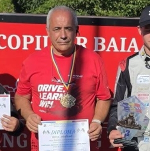 Piloții cercului de karting Baia Mare, pe podium la etapa a III-a a Campionatului Național de Karting Școlar