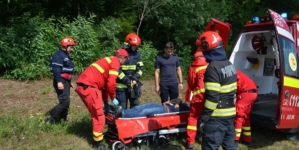 Exercițiu de simulare a unui incendiu în Buzești: Echipaje din cadrul ISU Maramureș și SVSU Fărcașa mobilizate la intervenție