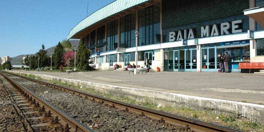 Călătorie de peste 20 de ore cu trenul București – Baia Mare. Ce s-a întâmplat pe traseu