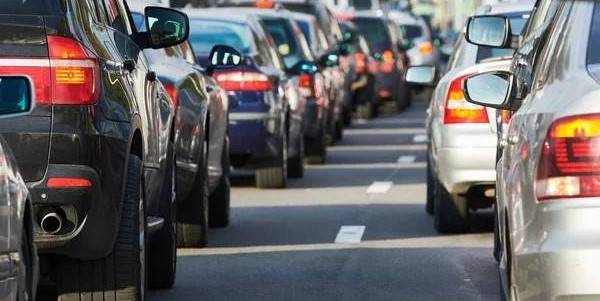 Accident pe DN1C, spre Recea: trafic îngreunat în zona pasarelei