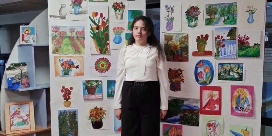 Expoziție de artă semnată de Cerasela Pop, elevă a Liceului Tehnologic Special Baia Mare