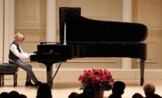 Performanță remarcabilă pentru tânărul pianist băimărean Gavril Minnis Marchiș