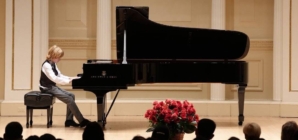 Performanță remarcabilă pentru tânărul pianist băimărean Gavril Minnis Marchiș