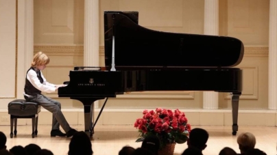 Performanță remarcabilă pentru tânărul pianist băimărean Gavril Minnis Marchiș