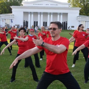 Mișcare, echilibru și cultură: demonstrație de Tai Chi în Baia Mare