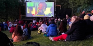 Cinema sub cerul liber la Breb
