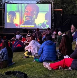 Cinema sub cerul liber la Breb
