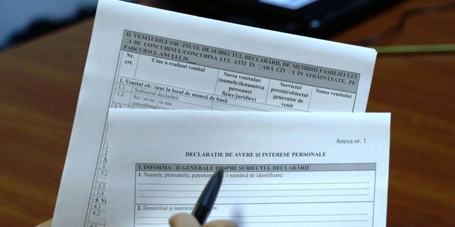 Noi reguli pentru declarațiile de avere ale demnitarilor și funcționarilor publici