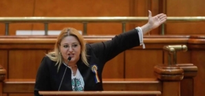Diana Șoșoacă, implicată într-un accident rutier în București. A fost transportată la Spitalul Universitar