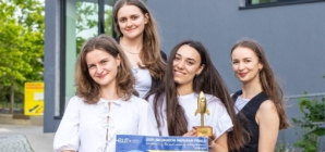 O tânără din Maramureș face parte din echipa care a creat o brățară ce le permite persoanelor cu deficiențe de auz să „simtă” muzica