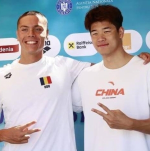 Rivali în competiții, colegi de antrenament la București. David Popovici și Pan Zhanle oferă o lecție de respect în sportul de performanță