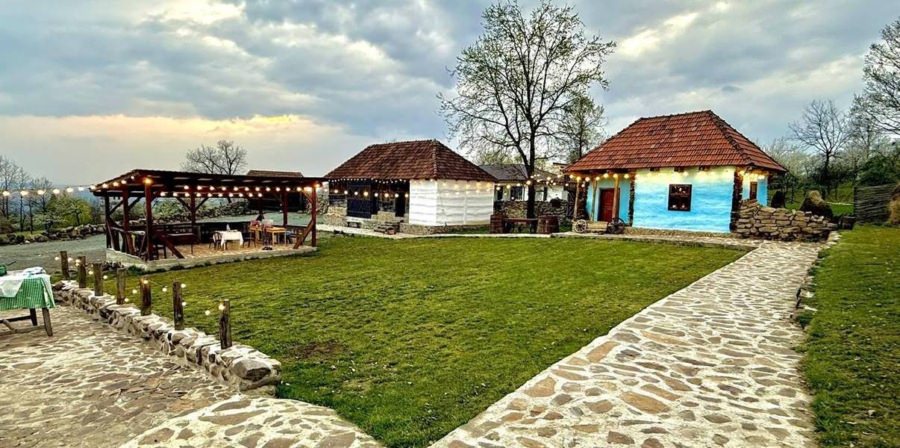 Cetatea Fisculașului revine astăzi la Șișești. Muzică, tradiții și voie bună la cea de-a III-a ediție