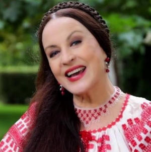 11 iulie 1955, s-a născut Maria Dragomiroiu, una dintre cele mai iubite interprete de muzică populară din România