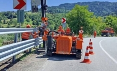 Lucrări pentru creșterea siguranței pe DN 17C, în zona Săcel, Maramureș