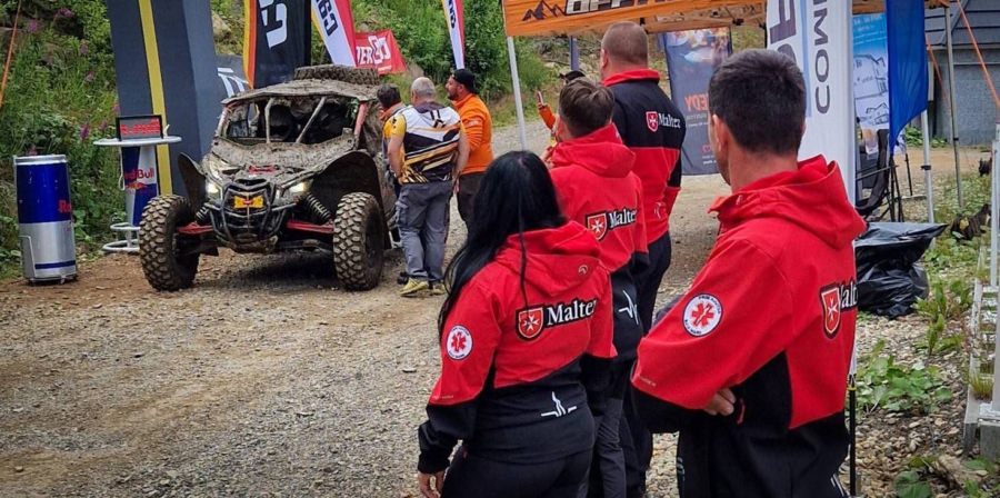 Campionatul Național de Offroad a revenit în Maramureș. Echipaj de prim ajutor prezent pe toată durata competiției