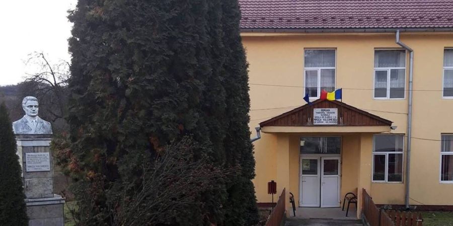 Locuri de muncă în Bârsana. Două posturi cu program de opt ore