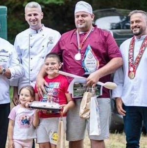 Concurs de gulaș la Ciolt: „Ceaunul Chiorean” revine cu ediția a VI-a