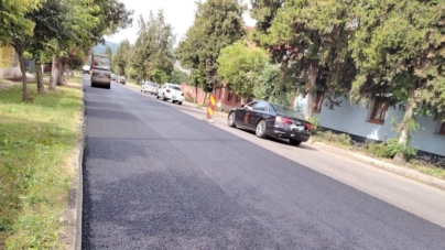 Lucrări de asfaltare pe DN 18, în Maramureș. Traficul se desfășoară cu restricții