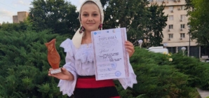 Premiul I pentru Lidia Rebeca Cudrici la Festivalul-Concurs Național de Folclor „La Fântâna Dorului”
