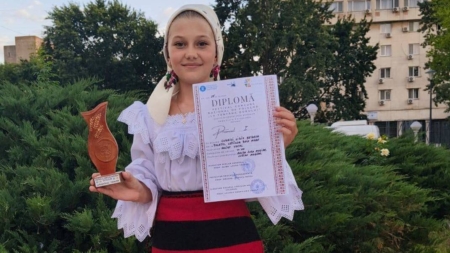 Premiul I pentru Lidia Rebeca Cudrici la Festivalul-Concurs Național de Folclor „La Fântâna Dorului”