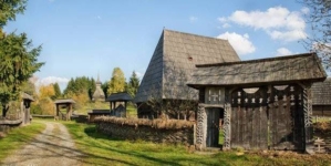Expoziția „Amintiri din sat”, la Muzeul Satului Maramureșean