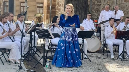 Profesoara Cristina Ioan din Baia Mare și-a lansat teza de doctorat la Cercul Militar Național