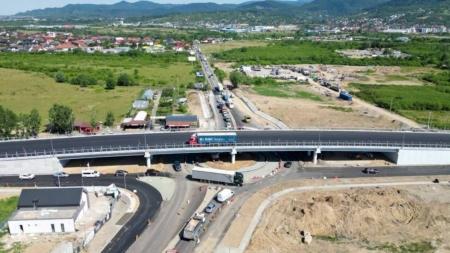 Pasajul de la Clubul Văcarilor va fi deschis complet pe 17 iulie. Se apropie finalul lucrărilor