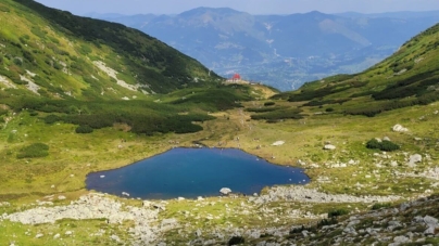 Iubitorii aventurilor montane sunt invitați să petreacă Noaptea Perseidelor în Munții Rodnei