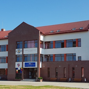 Vacanța de vară în Fărcașa: Școala Profesională Fărcașa organizează o tabără dedicată copiilor din comunitate