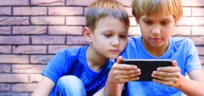 Franța interzice rețelele sociale pentru copiii sub 15 ani. Este prima țară din Europa care adoptă o astfel de lege