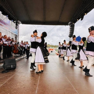 Un eveniment cu tradiție: Ce artiști vor urca pe scenă la cea de-a 55-a ediție a Târgului Cepelor de la Asuaju de Sus