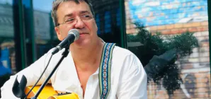 „Toamna Folk” la Cetatea Fisculuișului din Șișești. Florin Chilian, invitat special