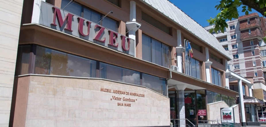 Patrimoniul maramureșean unește culturi: Eveniment special dedicat Zilei Internaționale a Prieteniei, la Muzeul de Mineralogie din Baia Mare