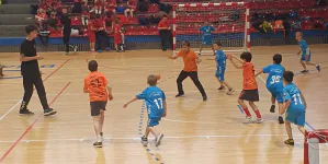 ȘHCS Fărcașa 2022 organizează înscrieri pentru grupele de Baby și Mini Handbal