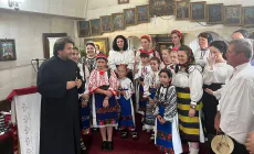 „De Sfântă Mărie Mare”: Concert de pricesne la Muzeul Satului din Baia Mare