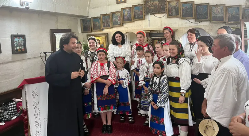 „De Sfântă Mărie Mare”: Concert de pricesne la Muzeul Satului din Baia Mare