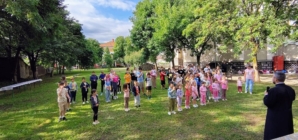 „Vacanță în tinda bisericii”: Ediția a IV-a a taberei de vară pentru copii are loc la Sighetu Marmației