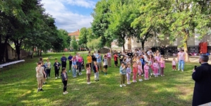 „Vacanță în tinda bisericii”: Ediția a IV-a a taberei de vară pentru copii are loc la Sighetu Marmației