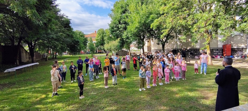 „Vacanță în tinda bisericii”: Ediția a IV-a a taberei de vară pentru copii are loc la Sighetu Marmației