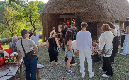Festivalul Artelor „Repere, Mituri, Identități” revine la Muzeul Satului din Baia Mare cu cea de-a zecea ediție
